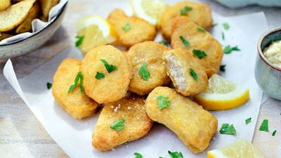 Seafood mimic coated nuggets