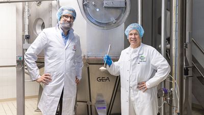 Valfoo cofounder Oliver Krayl (left), and Plant Manager Edgar Fasel at the Cremo spray drying facility. Photo: STEMUTZ PHOTO