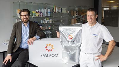 Valfoo cofounder Oliver Krayl (left) and Cremo Plant Manager Edgar Fasel. Photo: STEMUTZ PHOTO